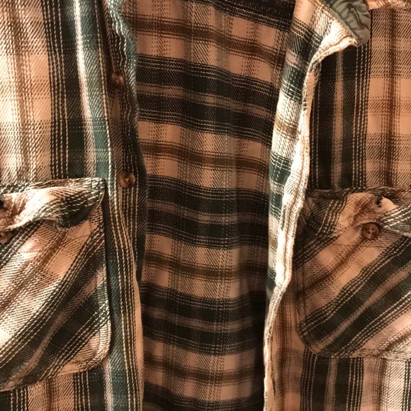Field and Stream Flannel Heavy Jacket *Final Price - Picture 2 of 8